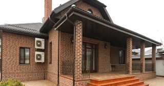 Строительство домов из кирпича с мансардой в Кургане | от 3579 рублей